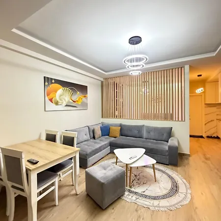 Condor Center Luxury 5th Floor * Тирана