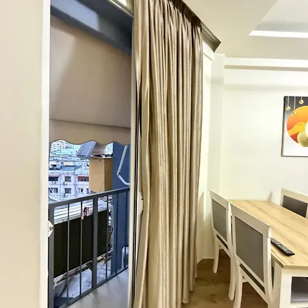 Condor Center Luxury 5th Floor * Тирана